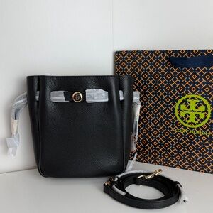 NWT Tory Burch Small Leather Romy Crossbody
